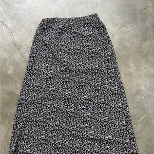 Old Navy Black and White Floral Maxi Skirt